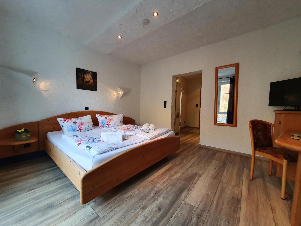 Hotel Ederseeblick Екстериор снимка